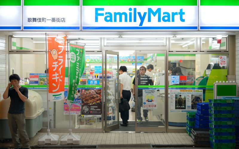 mua sắm tiện lợi tại combini mua sắm tiện lợi tại combini